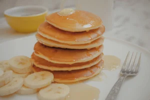 Receta de panqueques de avena, banana y miel
